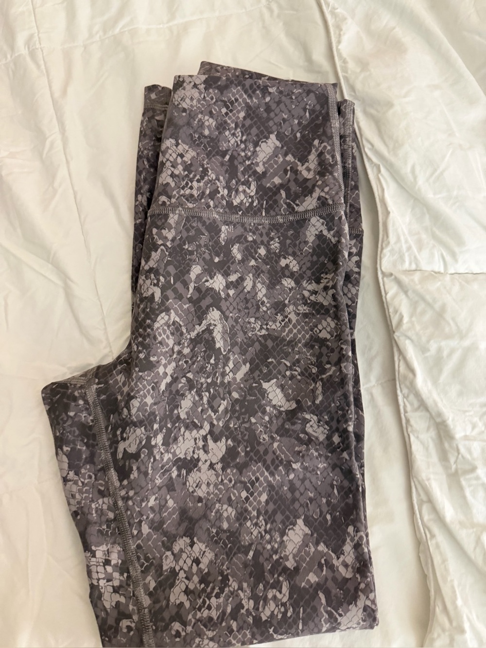 Lululemon Grey Snake-Print Leggings